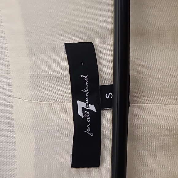 Women's Blazer - Picture 2 of 5